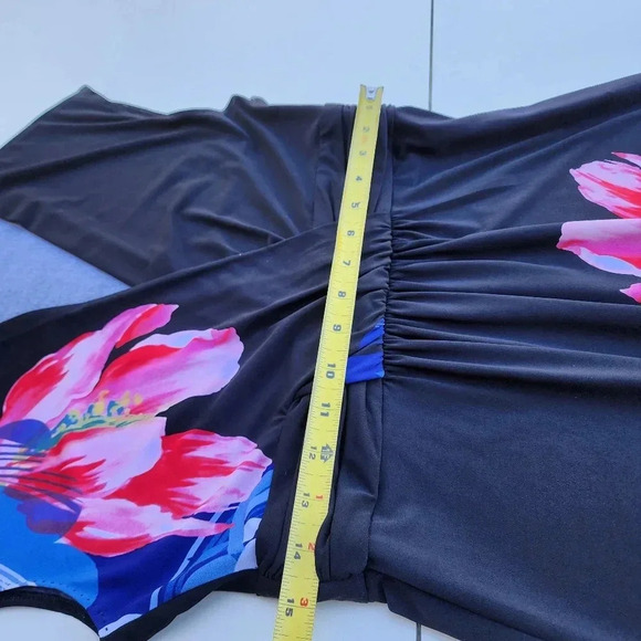 T Tahari Womens Sheath Knee Length Dress Blue Red Black Floral Stretch Zip Sz S - Picture 9 of 11